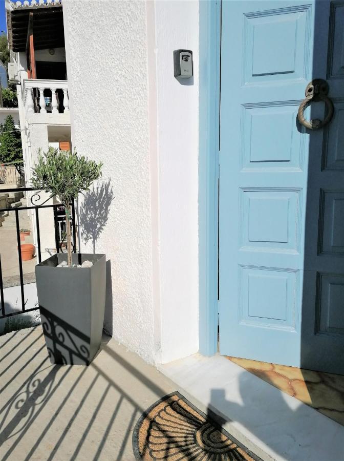 Summer House In Spetses Exterior photo