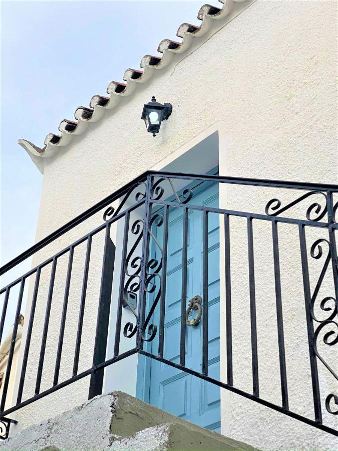 Summer House In Spetses Exterior photo